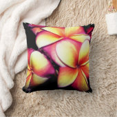 熱帯の花プルメリア クッション (ブランケット)