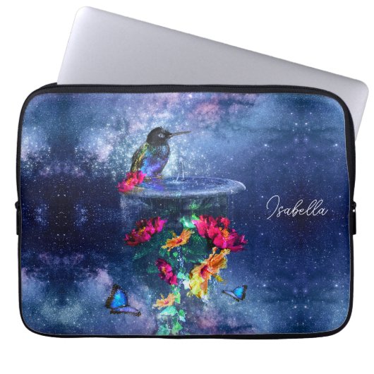 熱帯の花、ハチドリ、蝶と星 ラップトップスリーブ (正面)