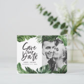 熱帯の葉と手のレタリングの結婚写真 ポストカード (スタンド正面)