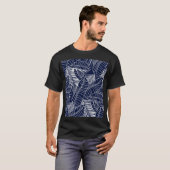 熱帯の葉、ネイビーブルーの背景 Tシャツ (正面フル)