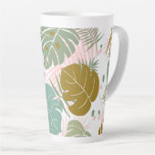 熱帯の葉 – モンステラとヤシの葉パターン カフェラテマグ (右アングル)