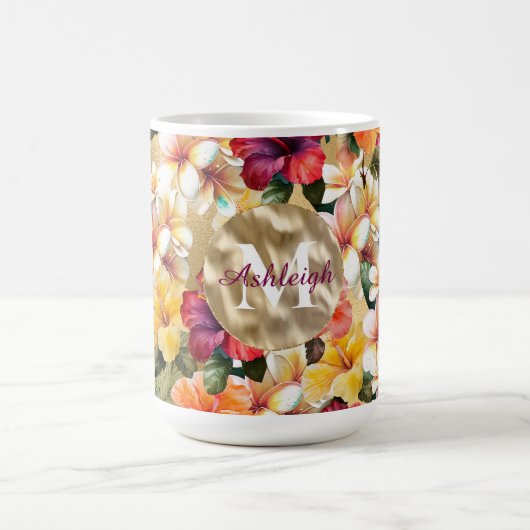 熱帯の赤い黄色のハイビスカスフラワーモノグラム コーヒーマグカップ (中央)