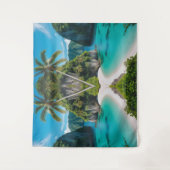 「熱帯の静寂：隠れた入り江に逃げ込む」 タペストリー (正面)