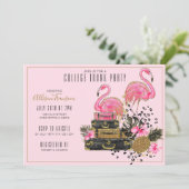 熱帯グリッターのピンクのフラミンゴの大学トランクのパーティー 招待状 (スタンド正面)