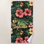 熱帯コーラルピンクと黄色のハイビスカスフローラ ビーチタオル (正面)