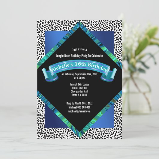 熱帯ジャングルのアニマルプリントフローラの葉の誕生日 招待状 (スタンド正面)