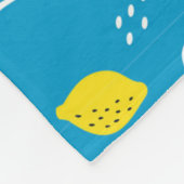 熱帯テーマフラミンゴの果実(青い背景) フリースブランケット (角)