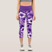 熱帯ハワイアン花ハイビスカスパープルパターン カプリレギンス (正面)
