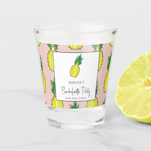 熱帯パイナップルバチェロレッテ週末パーティー ショットグラス (正面)