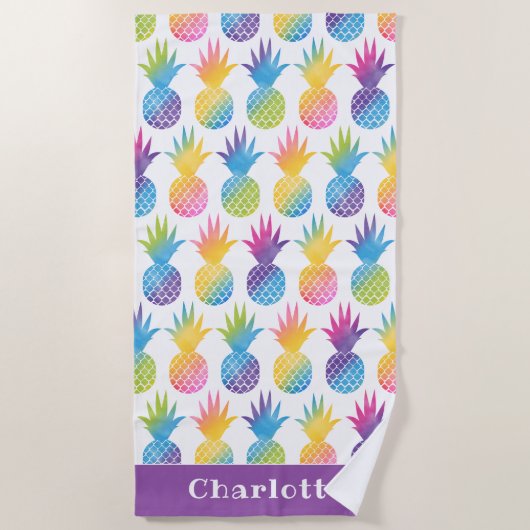 熱帯パイナップルパープルウォーター名前をカスタムする ビーチタオル (正面)