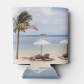 熱帯ビーチの傘:白、ヤシ。 缶クーラー (裏面)