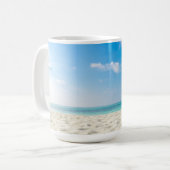 熱帯ビーチの海の砂の空及び夏の日 コーヒーマグカップ (正面左)