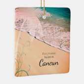 熱帯ビーチの目的地の結婚式の日付を保存 セラミックオーナメント (右)