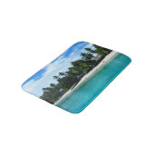 熱帯ビーチをテーマにした島の白い砂ビーチ バスマット (アングル)