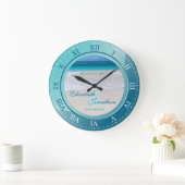 熱帯ビーチ結婚式記念日の青緑 ラージ壁時計 (ホーム)