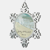 熱帯ビーチ結婚式 スノーフレークピューターオーナメント (右)