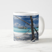 熱帯ビーチ |サンディビーチ、モルディブ ジャンボコーヒーマグカップ (正面右)