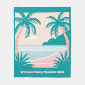 熱帯ビーチ、ピンクおよびティール(緑がかった色)のカスタマイズ可能な文字 フリースブランケット (正面)