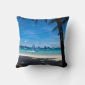 熱帯ビーチ |ホワイトビーチボラカイ島フィリピン クッション (裏面)