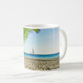 熱帯ビーチ | Sailboat, Palm Tree, Aruba コーヒーマグカップ (正面右)
