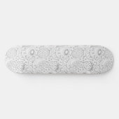 熱帯フルーツのシームレスなパターン黒と白 スケートボード (横)