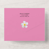 熱帯フローラ、ピンクの白いプルメリア結婚、 オールインワン招待状 (裏面)