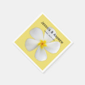 熱帯フローラ、黄色の白いプルメリア結婚、 スタンダードカクテルナプキン (角)