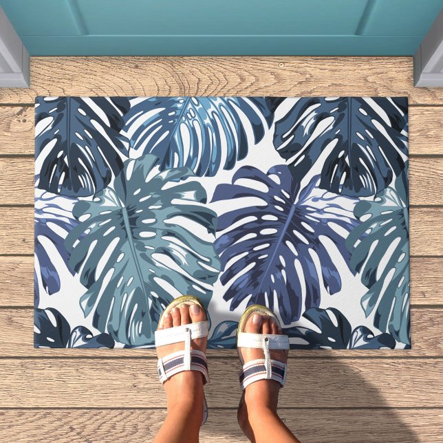 熱帯ブルーホワイトモンステラの葉のパターン ドアマット (Blue monstera leaf pattern doormat)