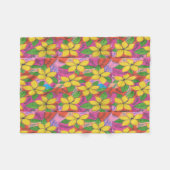 熱帯プルメリアの花 フリースブランケット (正面(横))