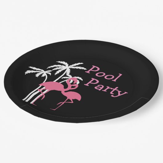 熱帯プールを囲んでのパーティ ペーパープレート (アングル)