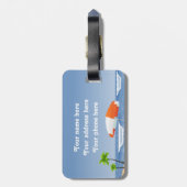 熱帯ペンギンのカップルのフラの海賊島のビーチ ラゲッジタグ (裏面縦)