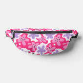 熱帯モダンピンクの花柄 ファニーパック (レイダウン)