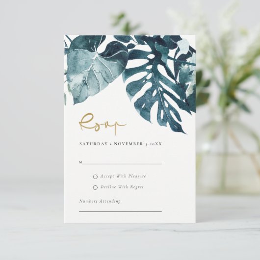 熱帯モダンモンステラ結婚の葉の青いRsvp エンクロージャーカード (スタンド正面)