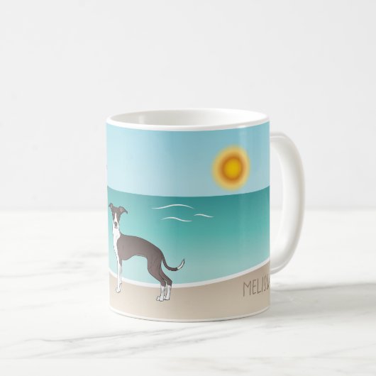 熱帯夏のビーチでアザラシと白いイギーの犬 コーヒーマグカップ (正面右)