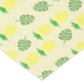 熱帯夏結婚のパイナップルとパーム葉の テーブルクロス (アングル)