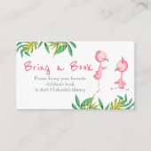 熱帯性双子の赤ちゃんシャワーフラミンゴが本を持ってくる エンクロージャーカード (正面)