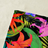 熱帯性花とヤシの葉ハワイアンカラフル ビーチタオル (インサイチュ)