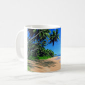 熱帯楽園のビーチおよびpalmtreesのマグ コーヒーマグカップ (正面左)