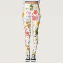 熱帯沿岸の手描き花と貝殻