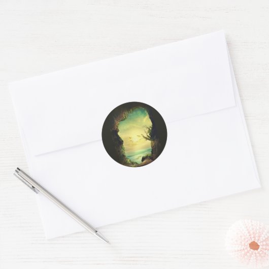 熱帯海を見下ろす洞窟の風光明媚な写真 ラウンドシール (封筒)