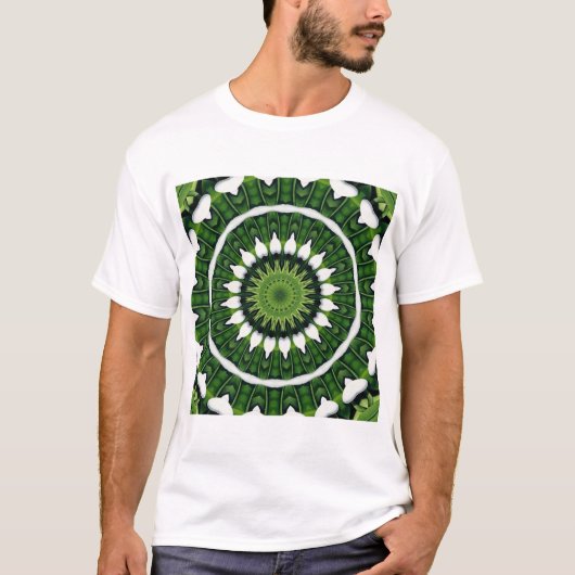 熱帯緑の曼荼羅 Tシャツ (正面)