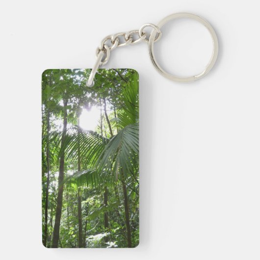 熱帯緑の熱帯雨林の天蓋を通る日光 キーホルダー (裏面)