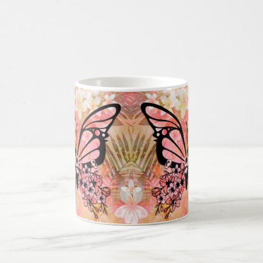 熱帯花と蝶のアート – 鮮やかフローラ コーヒーマグカップ (中央)