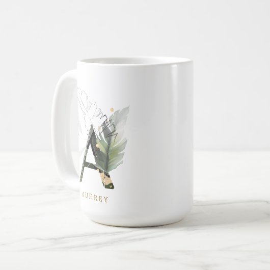 熱帯葉のモノグラム文字「A」パーソナライズされた コーヒーマグカップ (正面左)