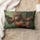 熱帯雨林に棲むオランウータン ランバークッション (ブランケット)