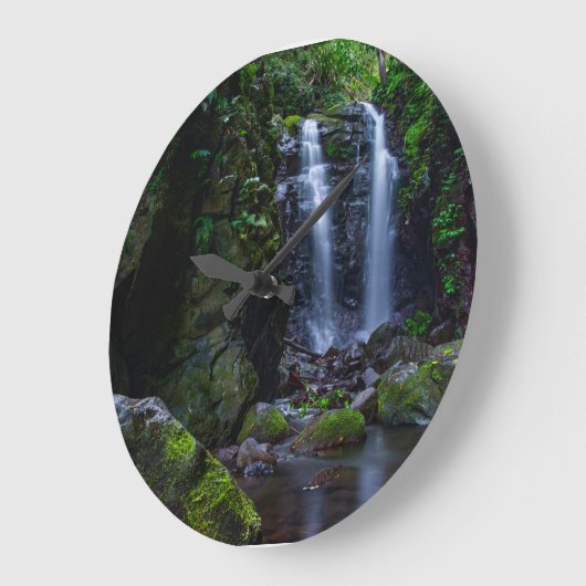 熱帯雨林の美しい滝 ラージ壁時計 (傾斜)