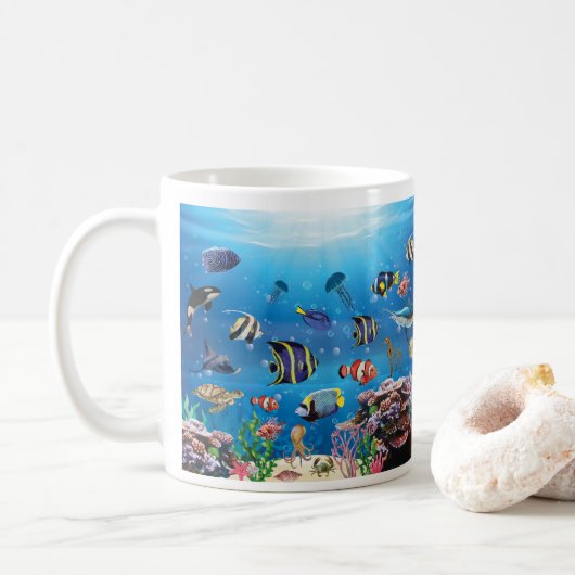 熱帯魚が海底を泳ぐ コーヒーマグカップ (ドーナツ)