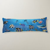 熱帯魚が海底を泳ぐ ボディピロー (裏面)