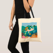 熱帯魚の少女とシュノーケリング 誕生日パーティー トートバッグ (正面(商品))