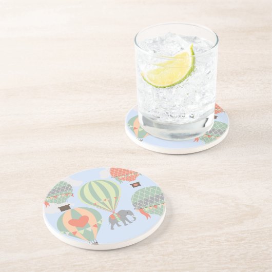 熱気の気球の上昇に乗っているかわいい象 コースター (側面)